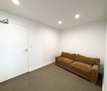 Elegant Two-Bedroom Unit in the Heart of Campbelltown - Photo 1