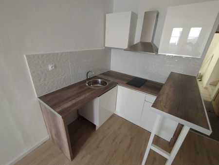 Location Appartement 1 pièce 23m² NARBONNE 11100 - Photo 5