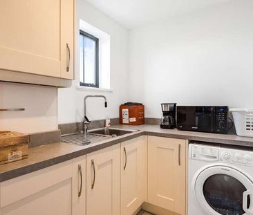 Dairy Crescent, Bletchingdon, OX5 - Photo 6