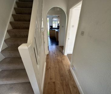 Available 3 Bed Not Specified - Photo 5