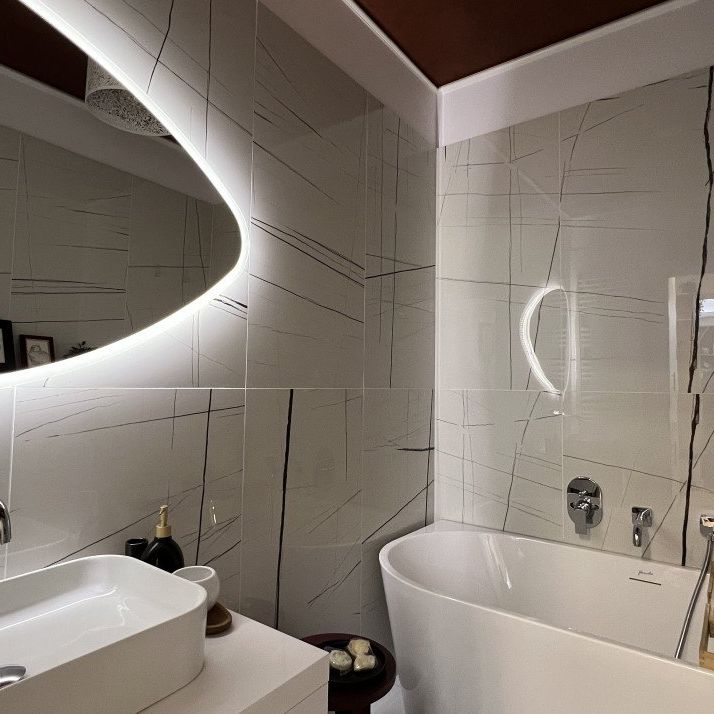 Unirii bloc 2023, apartament mobilat complet, terasa, gradina si garaj ! - Fotografie 1