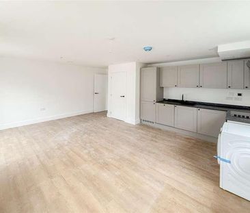 Station Road, Pulborough, RH20 - Photo 5