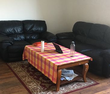 2 Bed Flat, Hutchison Road, EH14 - Photo 1