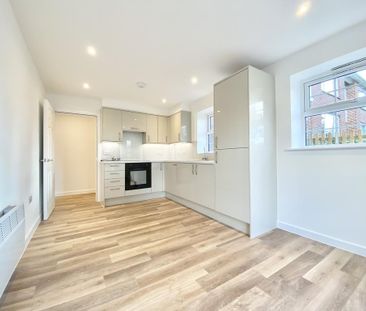1 bedroom flat to rent - Photo 3