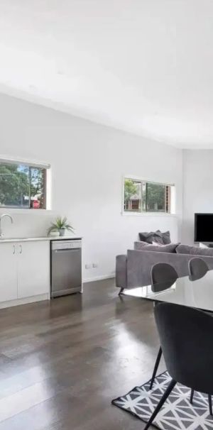 Light-filled living in a convenient Concord location - Photo 1