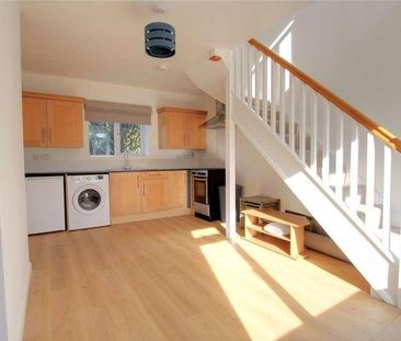 Beranburh Field, Wroughton, Swindon, Wiltshire, SN4 - Photo 5