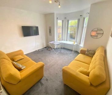 1 bedroom in a house share to rent - Photo 5