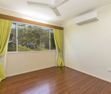 25 Payne Street, Mount Louisa - Photo 2