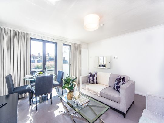 TWO BEDROOM, TO LET, 161 FULHAM ROAD SW3 - Photo 1