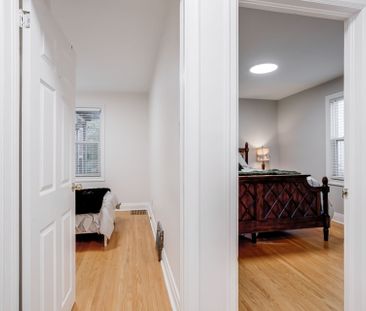 For Lease - 302 Avenue Road Unit# Main (Upper Level), Newmarket, On... - Photo 3