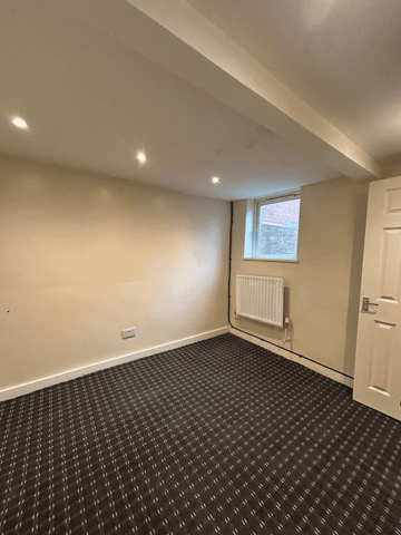 Hudson Grove, Leeds, LS9 - Photo 2