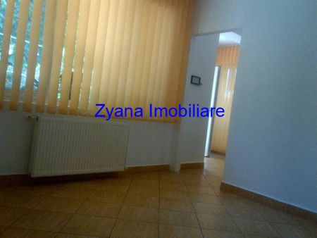 Firme Vila P+1 Mosilor - Traian - 4 camere, 110 mp. + curte +parcare - Photo 3