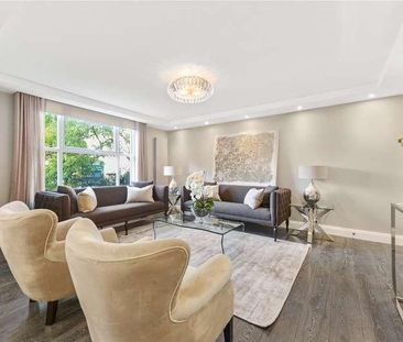 St. Johns Wood Park, St Johns Wood, London, NW8 - Photo 2