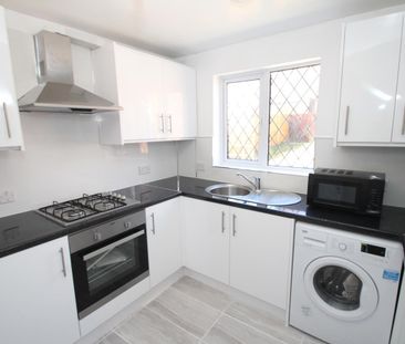 Room 4, 7 Boxted Road, HP1 2QH, Hemel Hempstead - Photo 4