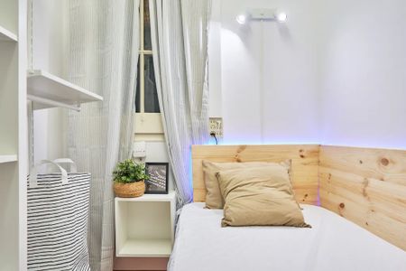 Carrer de Casp, Barcelona, Catalonia 08010 - Photo 4