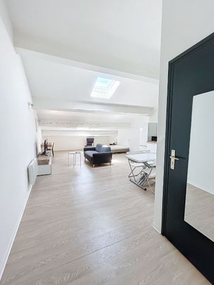 Location Appartement 1 pièce 43m² - Photo 1