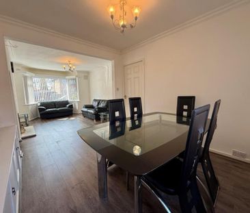 3 Bedroom Semi Detached To Let - Photo 5