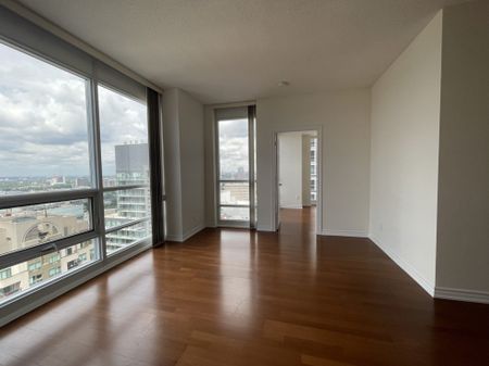 COLLEGE PARK PHASE II: Bay & College (761 Bay St) AD#103611 - Photo 3