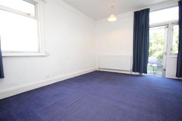 4 bedroom house to rent - Photo 1