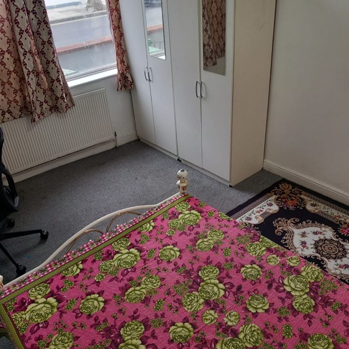 Room in a Shared House, Plashet Grove, E6 - Photo 1