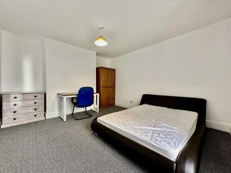 4 bedroom house share to rent - Photo 3