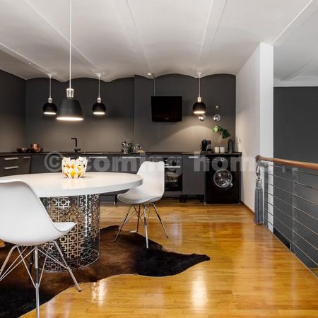 Authentic Industrial-Style home - Photo 3