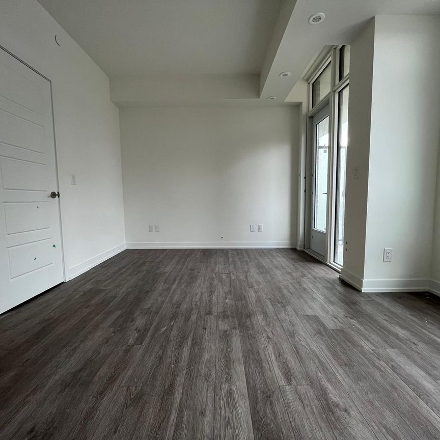 For Lease - 861 Sheppard Avenue Unit# 9, Toronto, Ontario - Photo 1