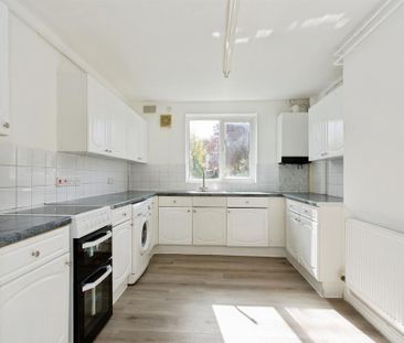 3 bedroom property to rent - Photo 4