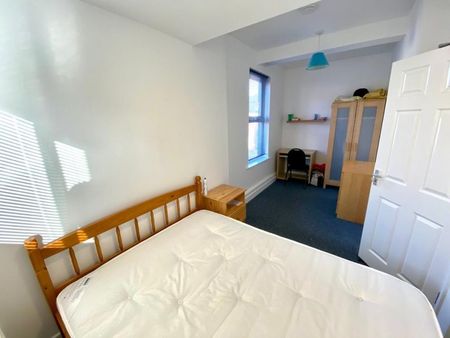 2 bedroom house share to rent - Photo 3