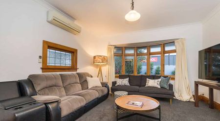 Family Home in Central Location - Photo 2