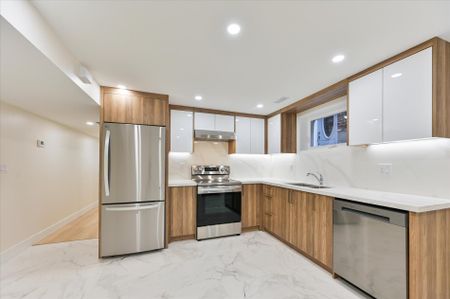 For Lease - 1205 College Street Unit# Apt 1, Toronto, Ontario - Photo 2