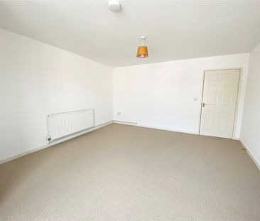 Fore Street, Chard, Somerset, TA20 - Photo 4