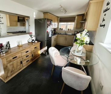 2 bedroom terraced house to rent - Photo 3