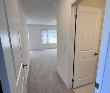 For Lease - 585 Colbourne Street Unit# 201, Brantford, Ontario - Photo 2