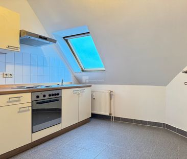 3 Zimmer Dachgeschosswohnung in der Schweriner Paulsstadt mit Schlo... - Foto 4