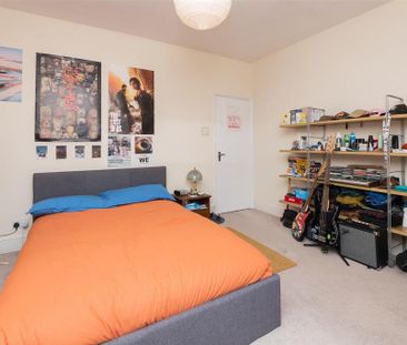 4 bedroom terraced house to rent - Photo 5