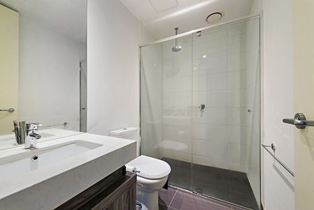 8/200 Westgarth Street, Northcote VIC 3070 - Photo 4