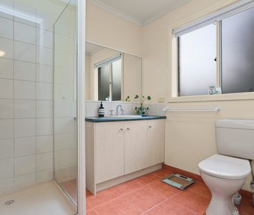 TREMENDOUS HOME IN TERRIFFIC LOCATION - Photo 5