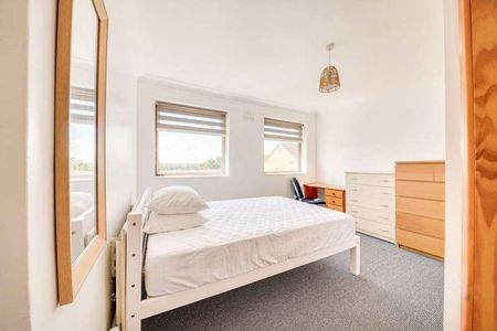 Warwick Road, Canterbury, CT1 - Photo 4