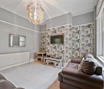 5 bedroom terraced house to rent - Photo 6