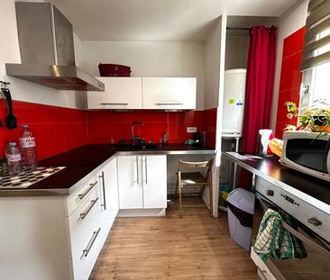 Location Appartement 1 pièce 32m² - Photo 3