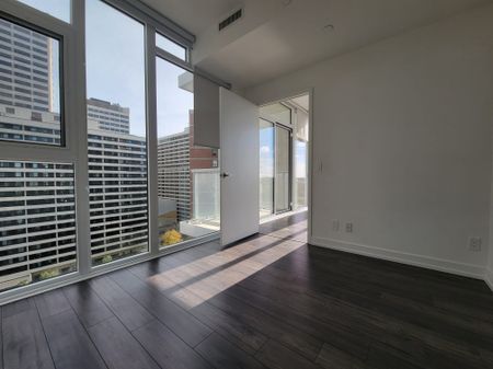 For Lease - 33 Helendale Avenue Unit# 918, Toronto, Ontario - Photo 3