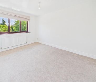 5 bedroom semi-detached house to rent - Photo 6