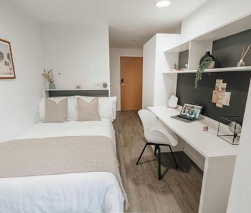 1 bedroom private hall to rent - Photo 2