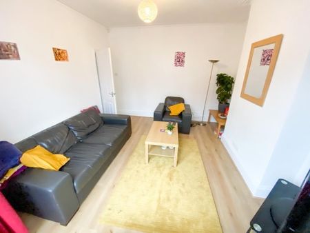 4 bedroom house share to rent - Photo 2