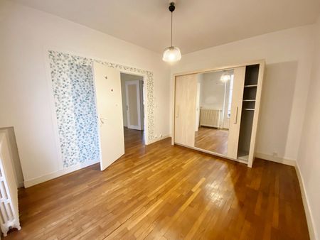 Location Appartement 2 pièces 63m² - Photo 5