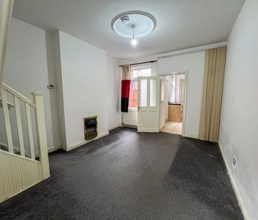 2 Bed Terraced House, Cecilia Road, LE2 - Photo 2