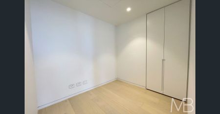 LUXURY RESIDENCE WITH INCREDIBLE OCEAN & BRIDGE VIEWS - Photo 3