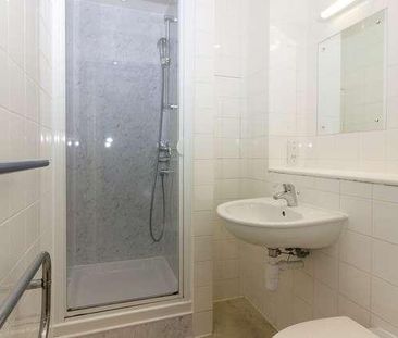 Oakgrove - Modern Bed,. Bath Home With Garden & Parking In This Sou... - Photo 6