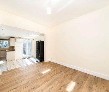 3 bedroom house to rent - Photo 2